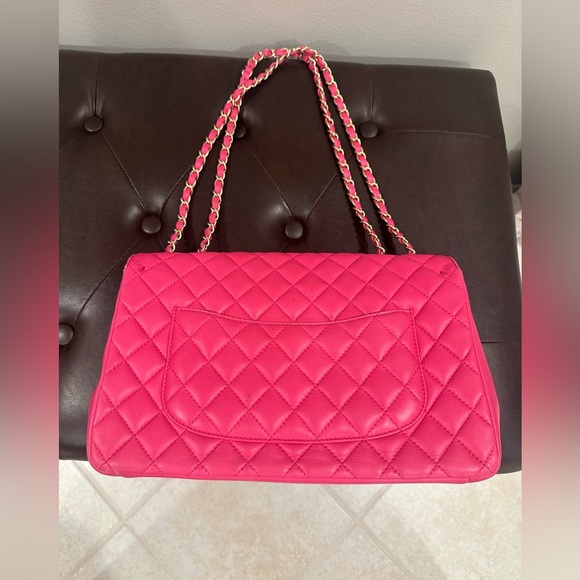 Chanel Fuchsia Quilted Shoulder Bag - Picture 5 of 12